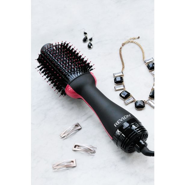 KRTAČA ZA LASE REVLON SALON ONE-STEP HAIR DRYER AND VOLUMISER