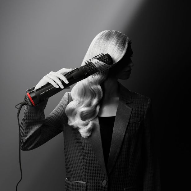 KRTAČA ZA LASE ROWENTA CF952LF0 KARL LAGERFELD BRUSH ACTIV