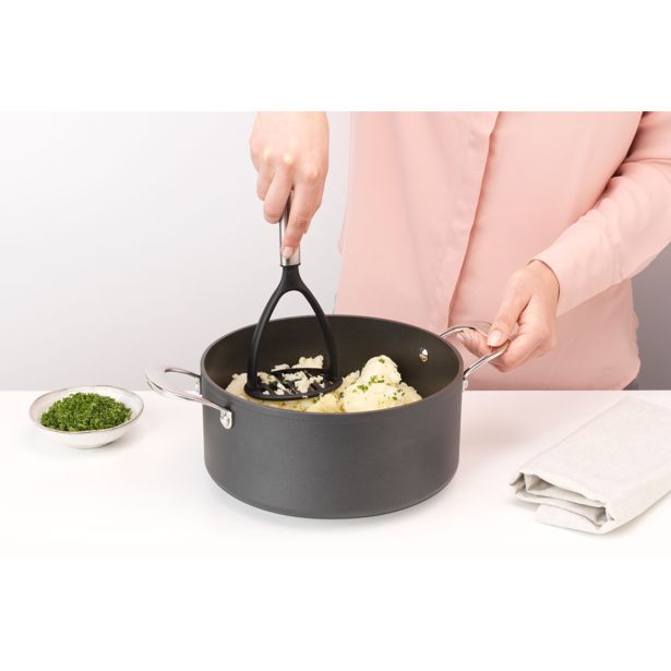 KUHINJSKI PRIPOMOČEK BRABANTIA MEČKALEC KROMPIRJA JEKLO