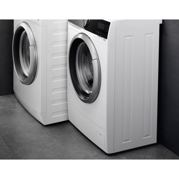 PRALNI STROJ AEG L6SNE26SE