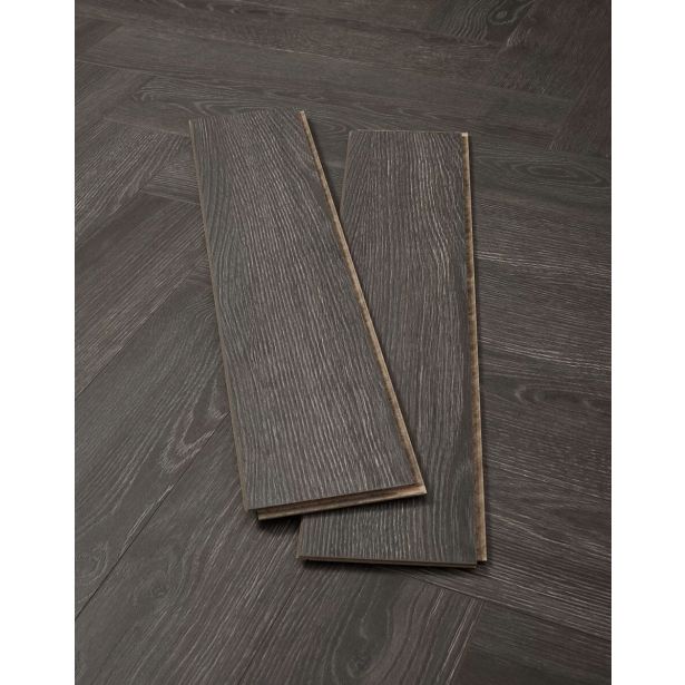 LAMINAT, 8MM, 32. RAZRED KRONOTEX HERRINGBONE ELBA HRAST ČRNI D 6010