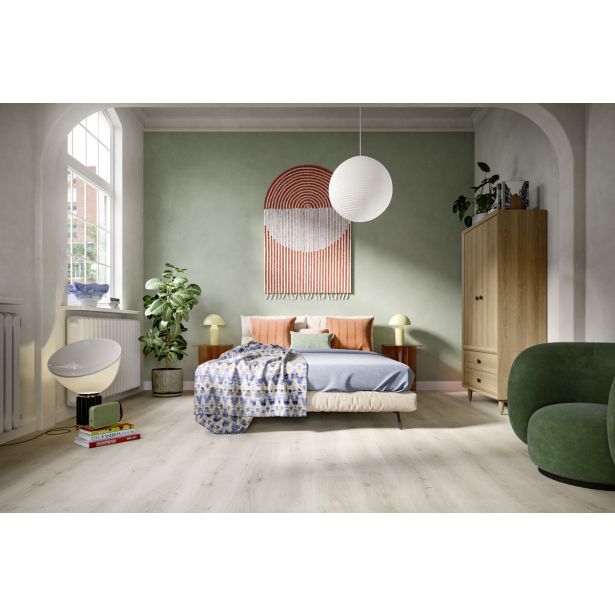 LAMINAT, 8MM, 33. RAZRED EGGER HOME PINOT HRAST BEL SVETEL