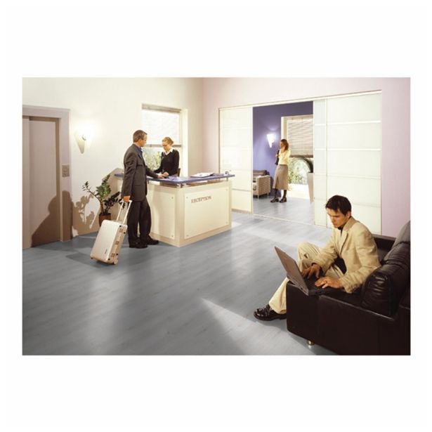 LAMINAT, 8MM, 32. RAZRED SUPERIOR ADVANCED HRAST TREND BELI D 3201