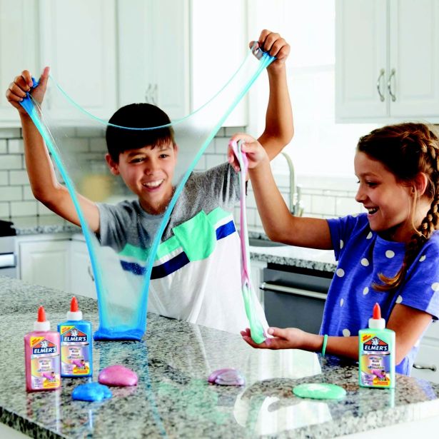 LEPILO Z MODRIMI BLEŠČICAMI ELMER'S 177 ML