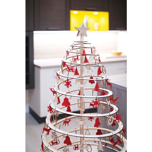 LESENA NOVOLETNA JELKA SPIRA VELIKA, VIŠINE 138 CM