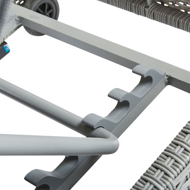 LEŽALNIK DAVOS FIX Z BLAZINSKIMI KOLESI WICKER-ALU GREY 65X197X36