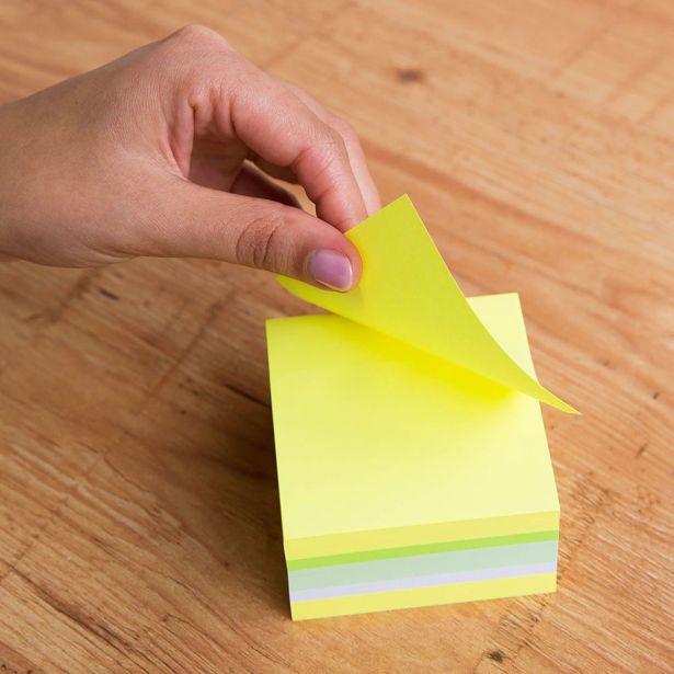 LISTIČI LEVIA SAMOLEPILNI 75X75 1/400 MIX CITRUS 110624