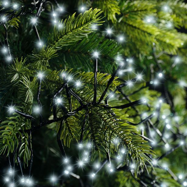 LUČKE LUMINEO CLUSTER 768L, HLAD BEL Č 700 CM, 8 FUNK., UTRIP.