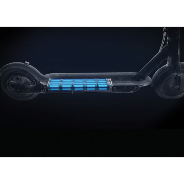 ELEKTRIČNI SKIRO XIAOMI M365 ČRN