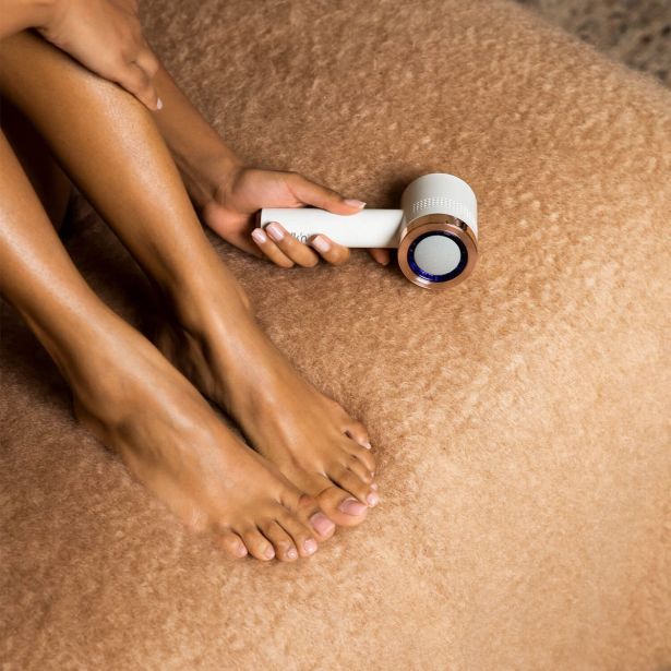 MANIKURA - PEDIKURA SILK'N VACUPEDI ROSE-GOLD ODSTRANJEVALEC TRDE KOŽE