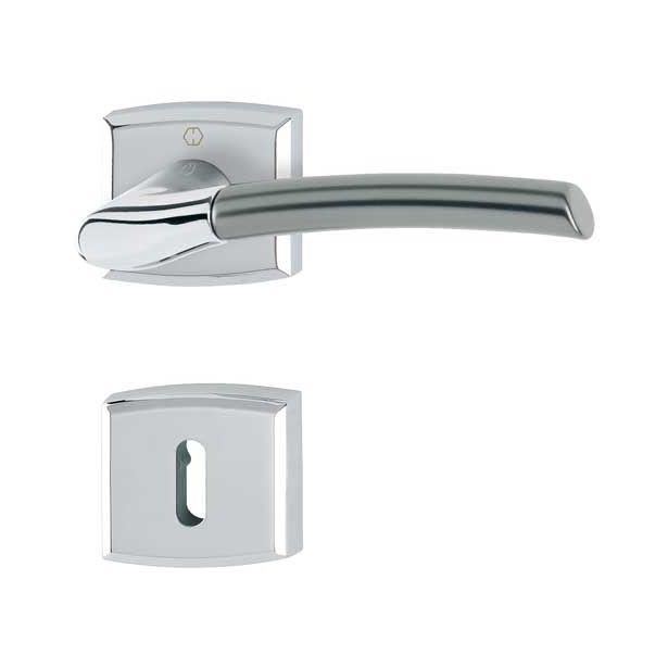 MEDEN.KLJUKA ZA VRATA HOPPE BERGEN Z ROZETO KLJUČ F49/F9 OGLATA ROZETA