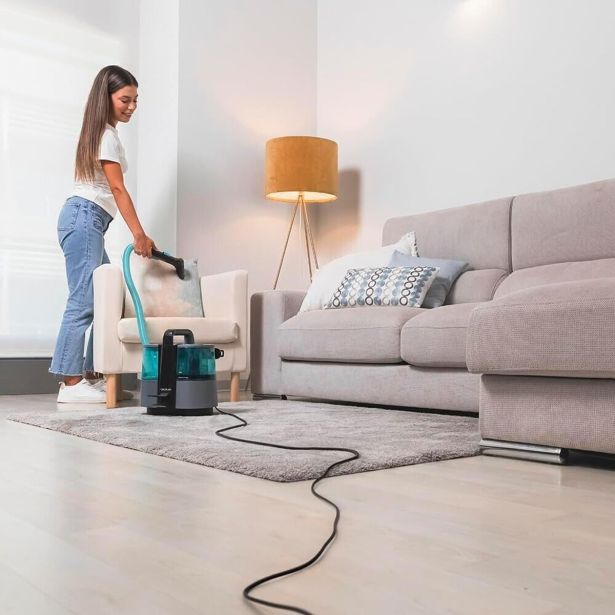 GLOBINSKI SESALNIK CECOTEC CONGA 4000 CARPET&SPOT CLEAN ZA OBLAZINJENO