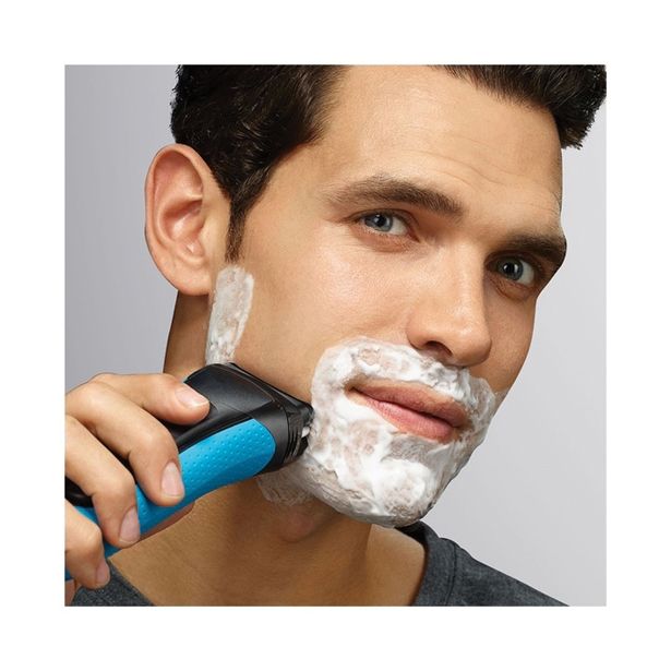 MOŠKI BRIVNIK BRAUN 3-3010 BT SHAVE & STYLE