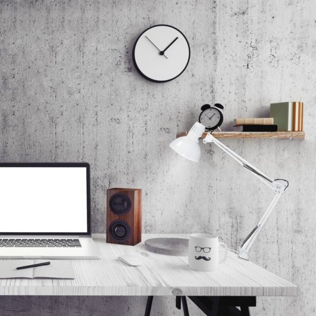 NAMIZNA SVETILKA RABALUX ARNO E27 60W BELA KOVINSKI PRIMEŽ