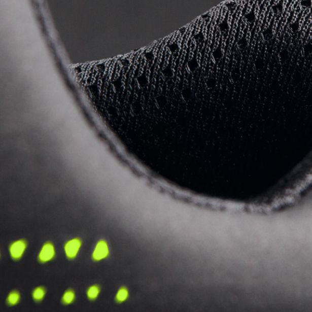 NIZKI DELOVNI ČEVLJI ARTRA AROSIO 730 S3 ESD ŠT. 45 ČRNA-ZELENA