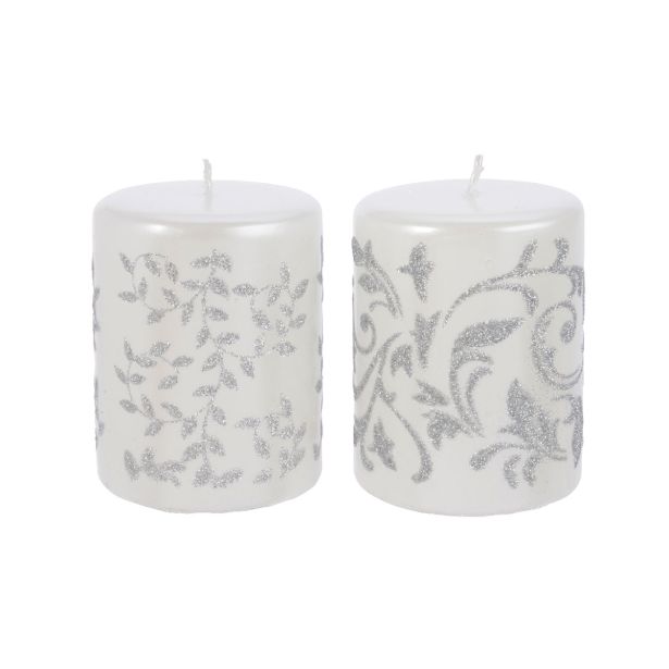 OKROGLA SVEČA 7 CM Z DEKORJEM BELA