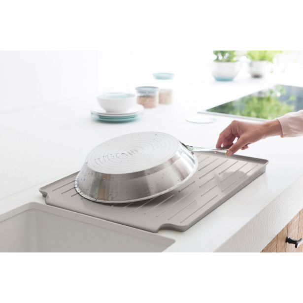 ODCEJALNIK BRABANTIA 14.2X38.6X49.2 CM ZA POSODO TEMNO SIV