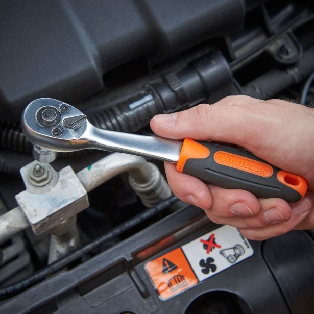 ORODJE ZA MEHANIKE VONHAUS SET ORODJA 130 DELNI