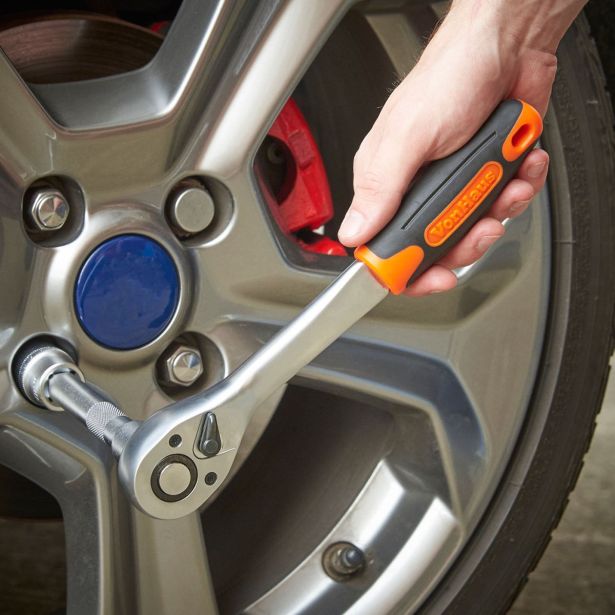 ORODJE ZA MEHANIKE VONHAUS SET ORODJA 140 DELNI