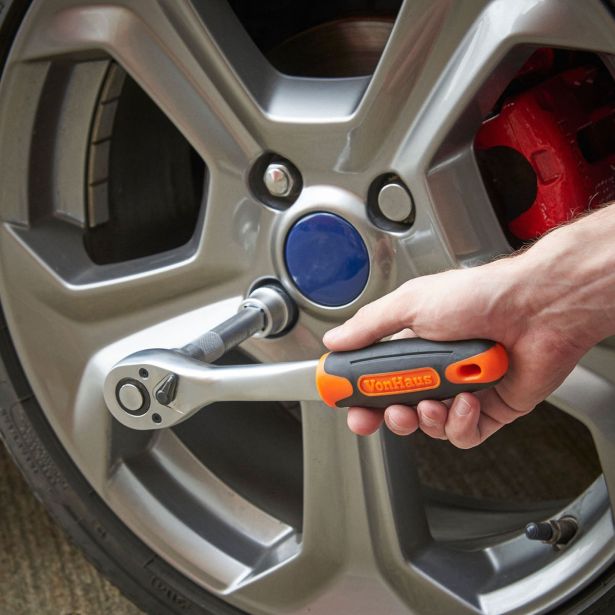 ORODJE ZA MEHANIKE VONHAUS SET ORODJA 256-DELNI