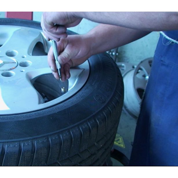 ORODJE ZA MEHANIKE UNIOR ORODJE ZA VENTILČKE ART. 2042/2