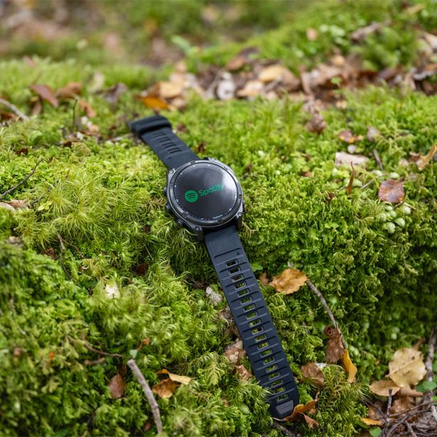 PAMETNA URA GARMIN FENIX 8 47MM AMOLED GLASS