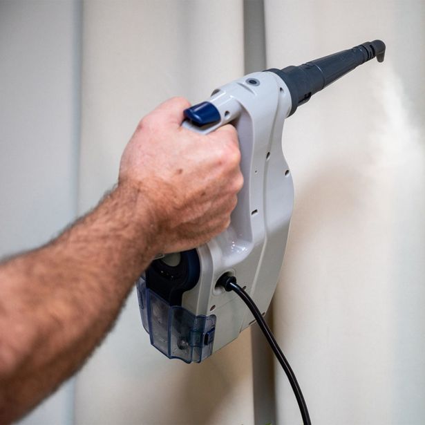 PARNI ČISTILNIK DIRT DEVIL DD7003 2V1