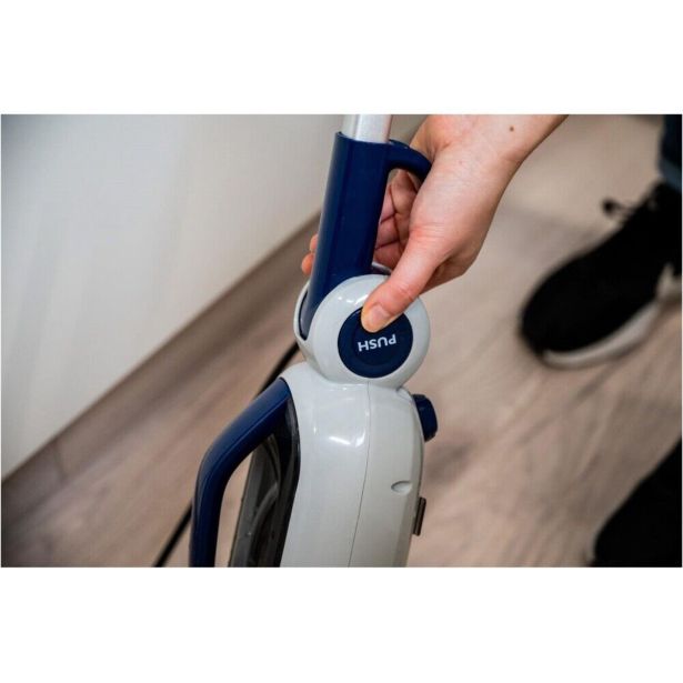 PARNI ČISTILNIK DIRT DEVIL DD7004 2V1