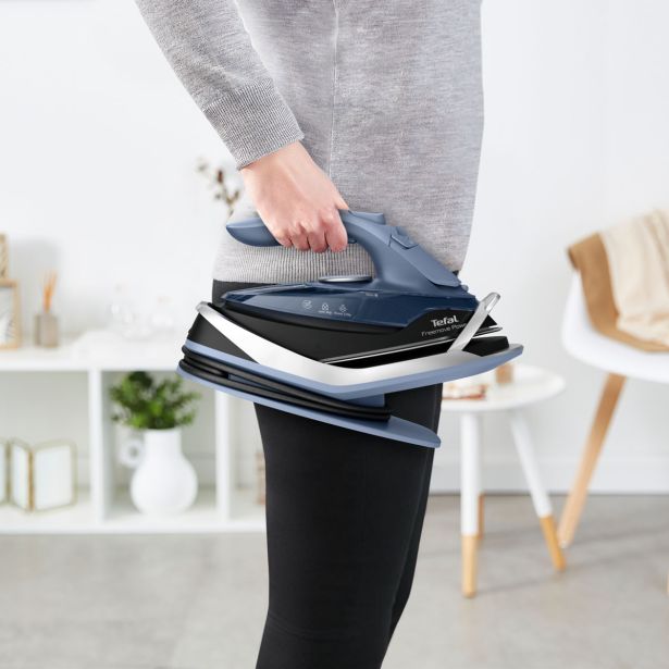 PARNI LIKALNIK TEFAL FV6675E0 BREZŽIČNI