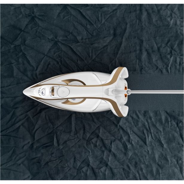 PARNI LIKALNIK TEFAL PUREGLISS FV8042E0,2900W, IZHOD PARE 50 G/MIN, UDAR PARE 270 G/MIN, IZJEMNO DRSENJE.