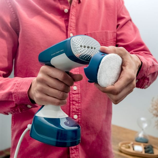 PARNI OSVEŽILEC TKANIN TEFAL DT7130E1