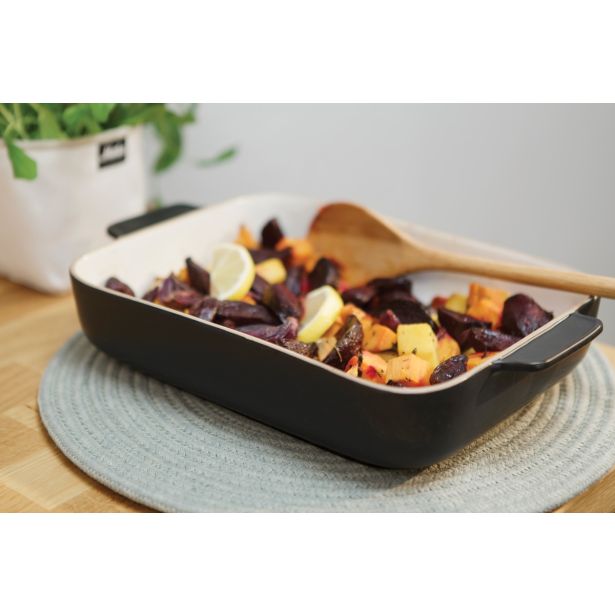 PEKAČ / MODEL ZA PEKO MAKU 3 L S POKROVOM 36.5X22.4X5 CM