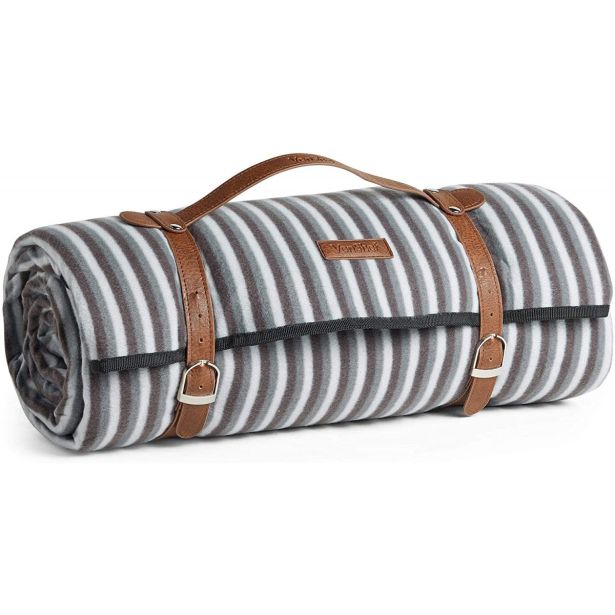 PIKNIK PROGRAM VONHAUS ODEJA VONSHEF 200 X 220CM, ČRTASTA