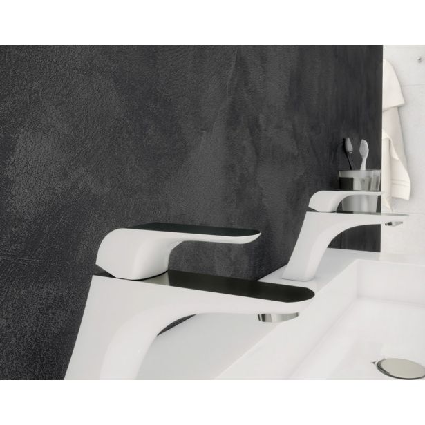 PIPA ZA UMIVALNIK BLITZ BELLA 1201W KROM/BELA - EKSPONAT