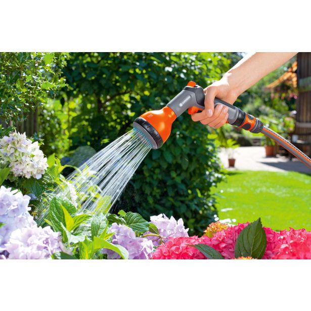 PIŠTOLA ZA VODO GARDENA CLASSIC VEČNAMENSKA PRHA