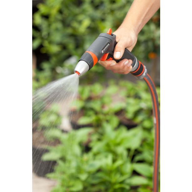 PIŠTOLA ZA VODO GARDENA KOVINSKA BRIZGALKA