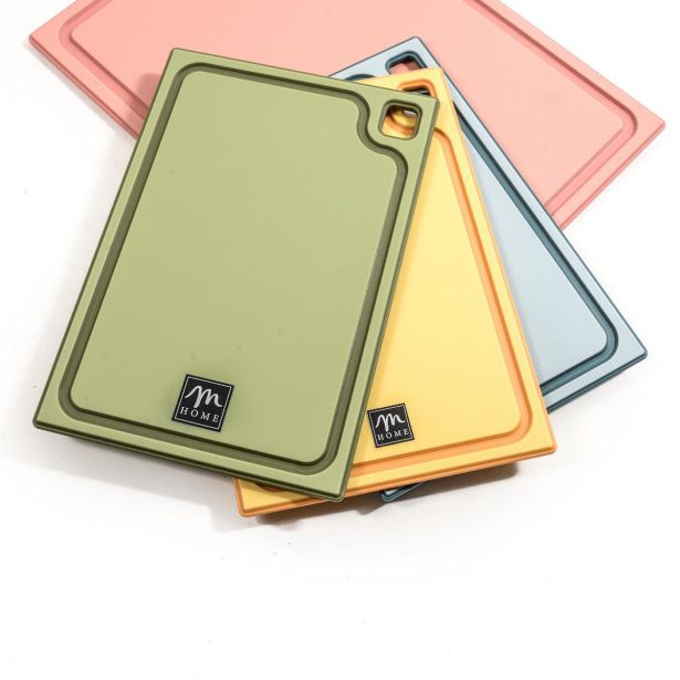 PLASTIČNA DESKA MHOME 20.3X30X0.9 CM PRAVOKOTNA RAZLIČNE BARVE