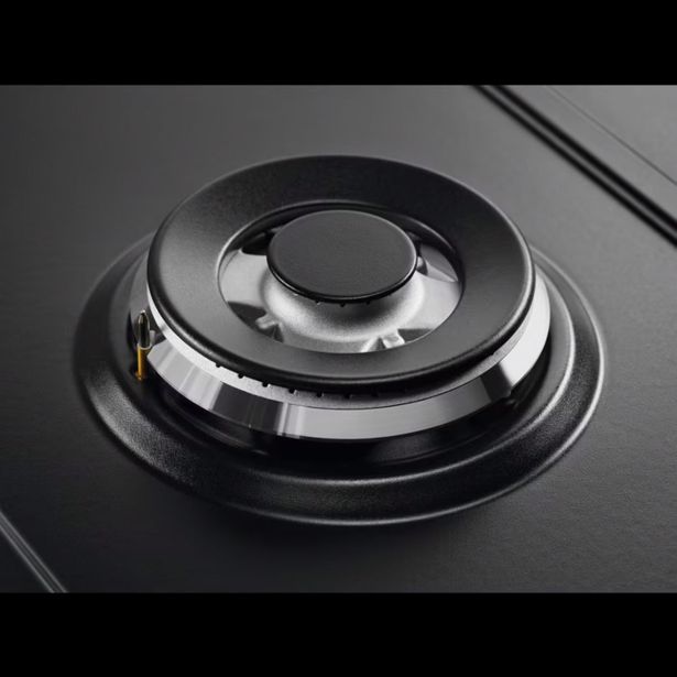 PLINSKA KUHALNA PLOŠČA ELECTROLUX EGS6436K