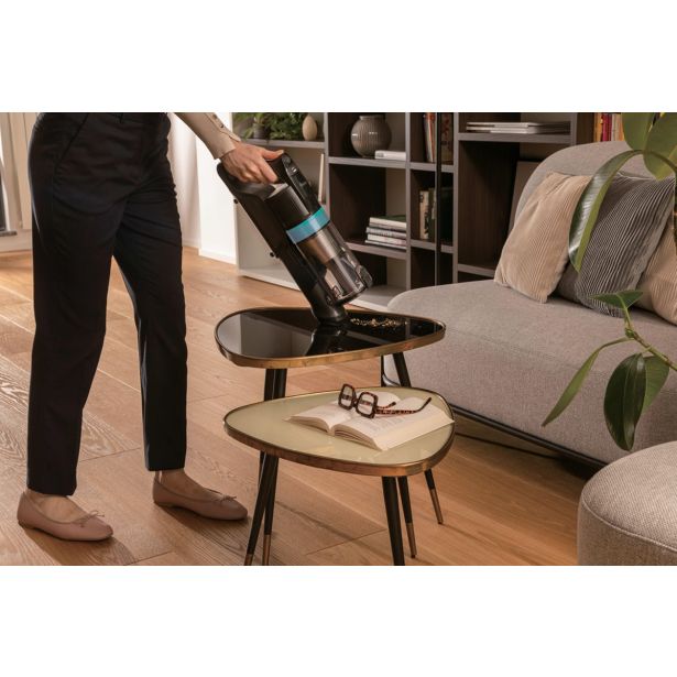 POKONČNI SESALNIK HOOVER HF1P10PX011