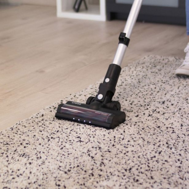 POKONČNI SESALNIK UFESA AE5022