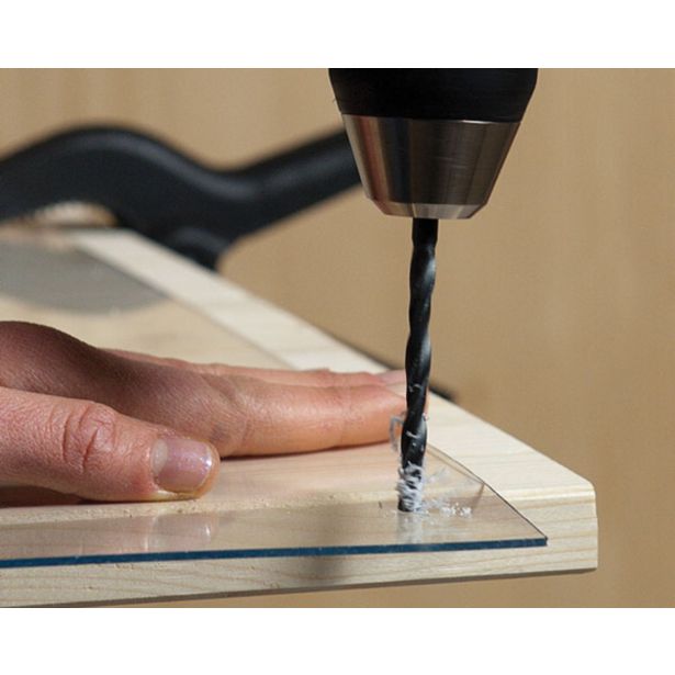 POLISTIRENSKA PLOŠČA POLIMARK TEKNIGLASS BASTERGLASS OPALNA 500X1250X4 MM