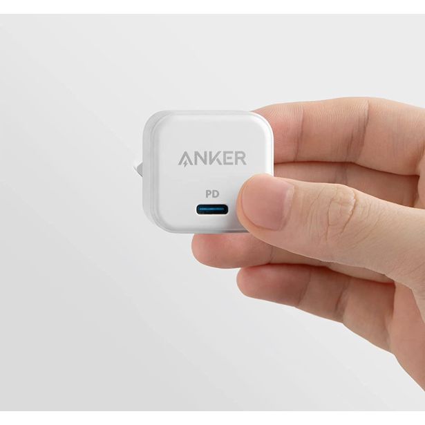 POLNILNIK ZA GSM ANKER III 20W CUBE