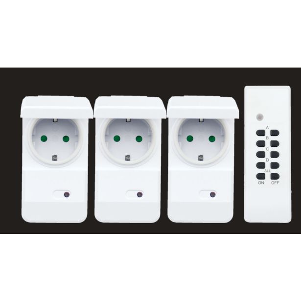 POSEBNA VTIČNICA EURO M DALJINSKO VODENA VTIČNICA SET 3/1 IP44