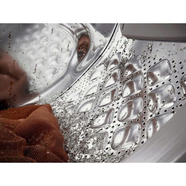 PRALNI STROJ ELECTROLUX EW7F4494FE