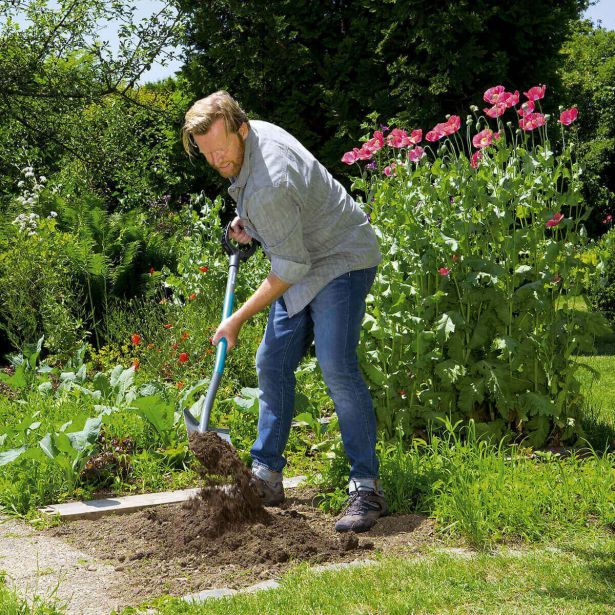 PREKOPNA LOPATA GARDENA CLASSICLINE ZA PREKOPAVANJE