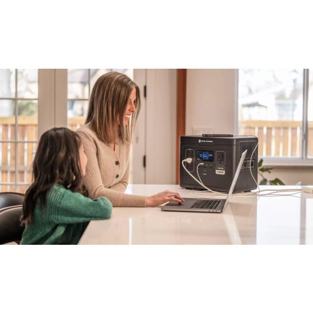 PRENOSNI HRANILNIK REM POWER PBEM 1501E APP + SOLARNI PANEL SPEM 1-18V-100W