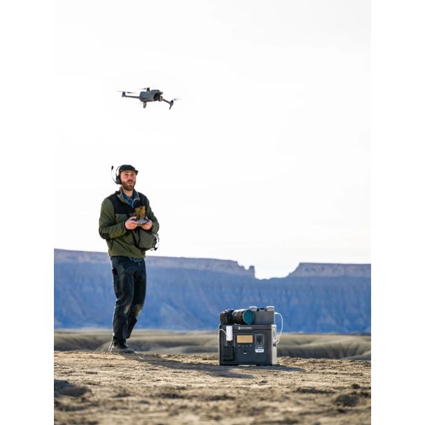 PRENOSNI HRANILNIK REM POWER PBEM 1501E APP + SOLARNI PANEL SPEM 1-18V-100W