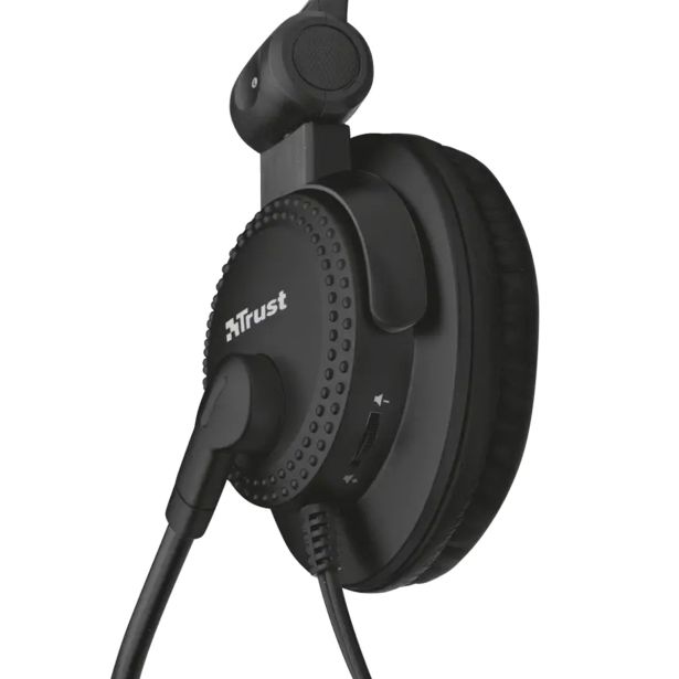 RAČUNALNIŠKA SLUŠALKA TRUST COMO