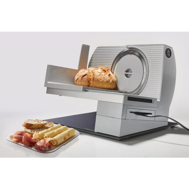 REZALNI STROJ GORENJE R902A