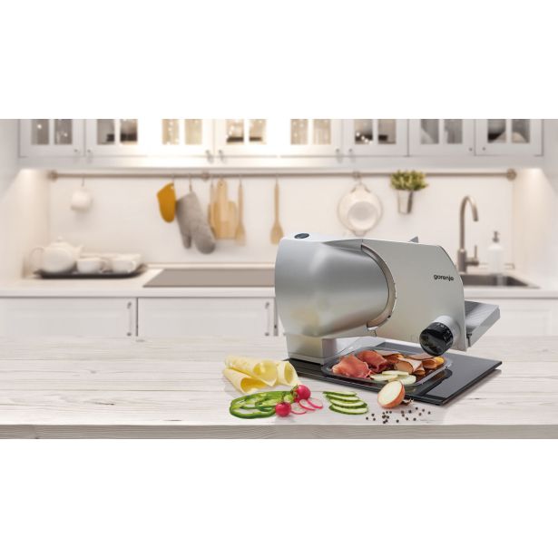 REZALNI STROJ GORENJE R902A